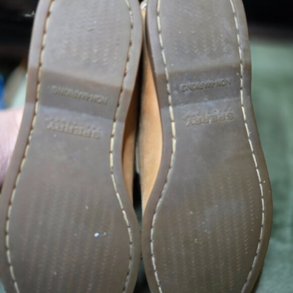Sperry's - Picture 4 of 6